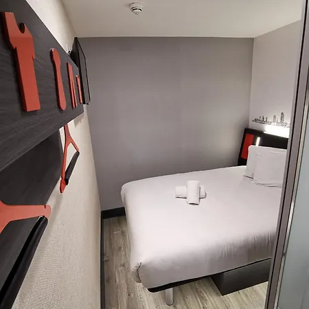 Easyhotel Leeds