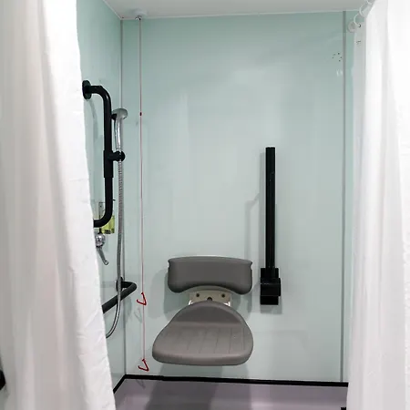 Easyhotel Leeds Otel 3*
