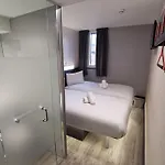 Hotel Easyhotel