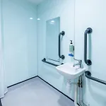 Easyhotel