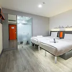 Hotel Easyhotel Leeds (West Yorkshire)