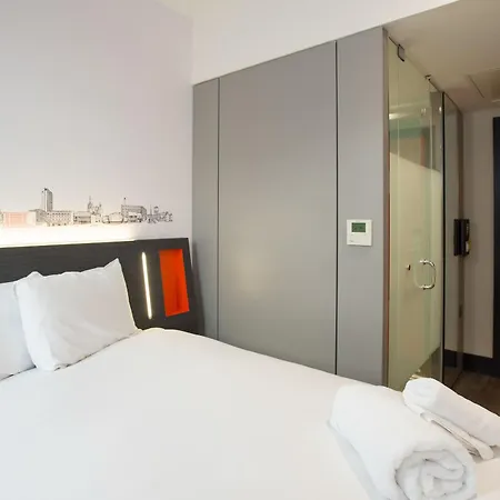 Easyhotel Leeds Hotel