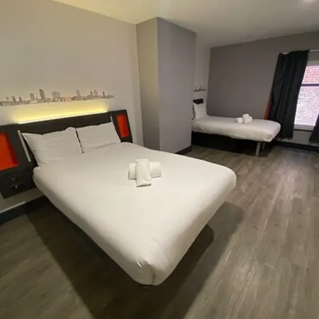 Easyhotel Hotel