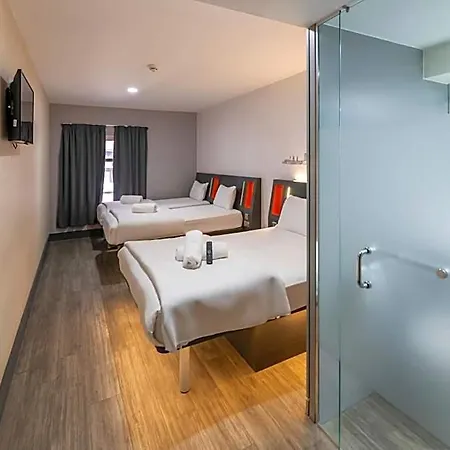 Easyhotel Hotel