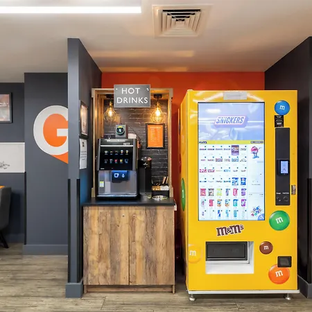 Easyhotel Hotel