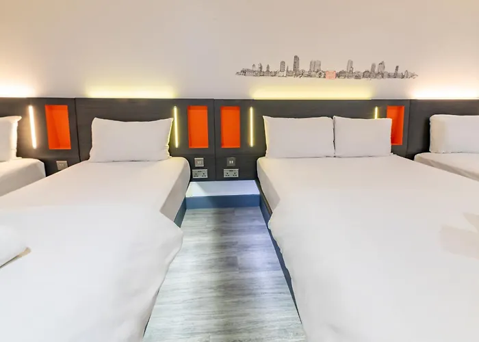 Easyhotel Готель 2*