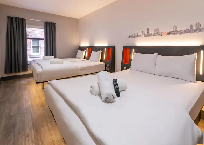 Hotel Easyhotel 2*