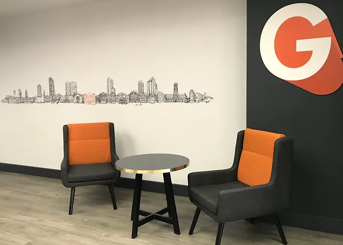 Готель Easyhotel