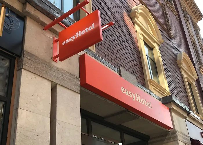 Готель Easyhotel