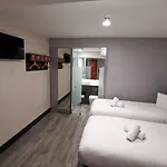 호텔 Easyhotel 리즈