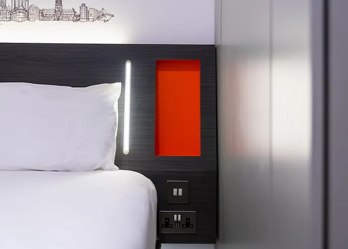 فندق Easyhotel 2*