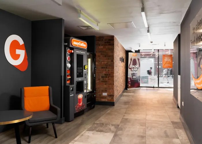 فندق Easyhotel 2*